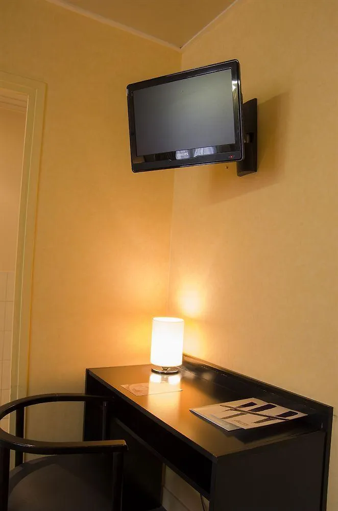 Vaugirard Hotell Paris