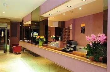 Vaugirard Hotell